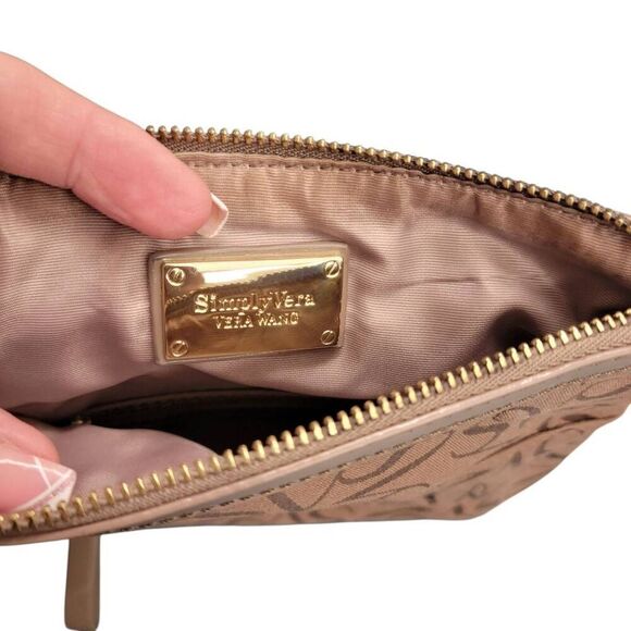 Simply Vera Wang Neutral Fold Over Zip Wallet Pouch Bag Clutch Cosmetic Wristlet - Picture 8 of 10